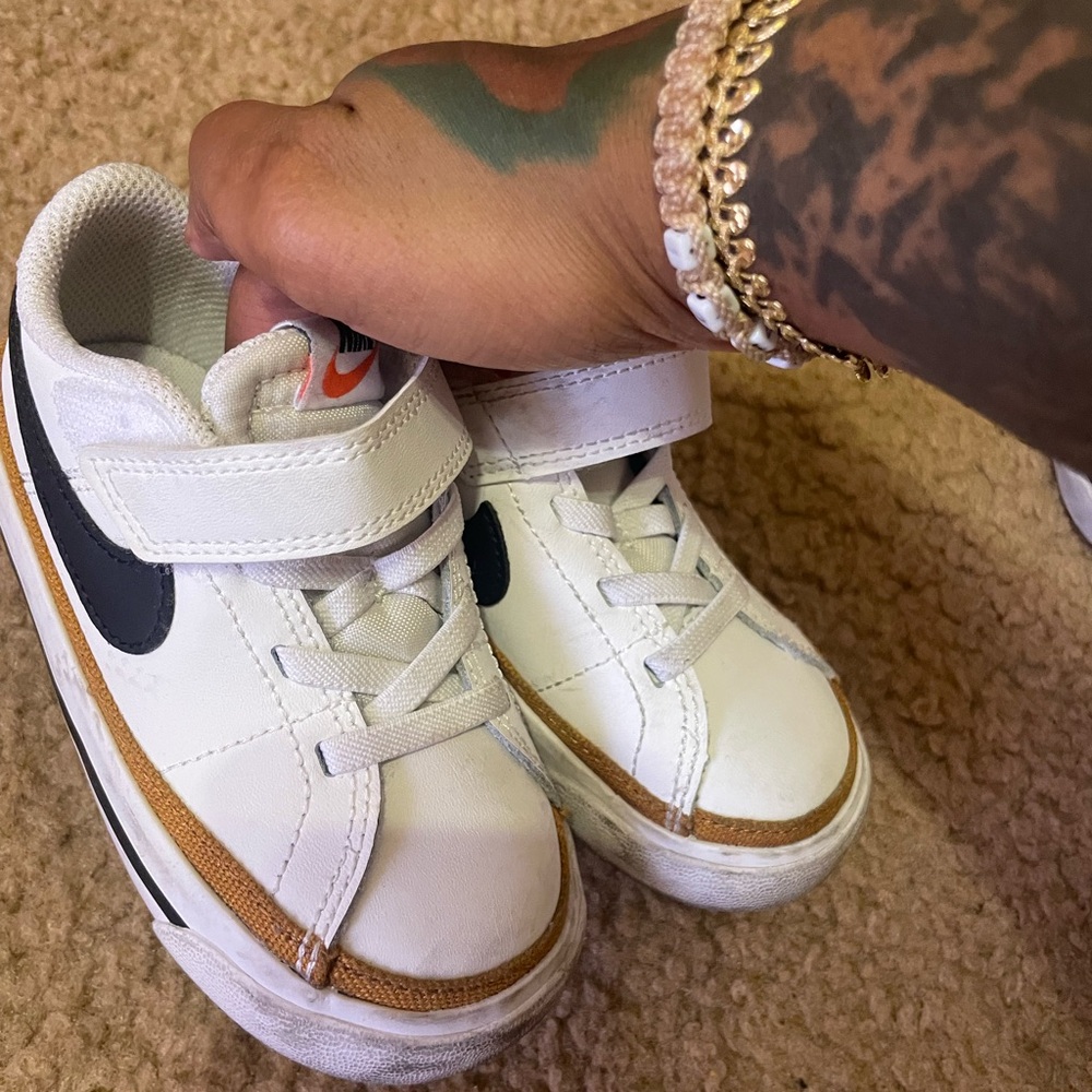 Nike Kids White and Tan Sneakers